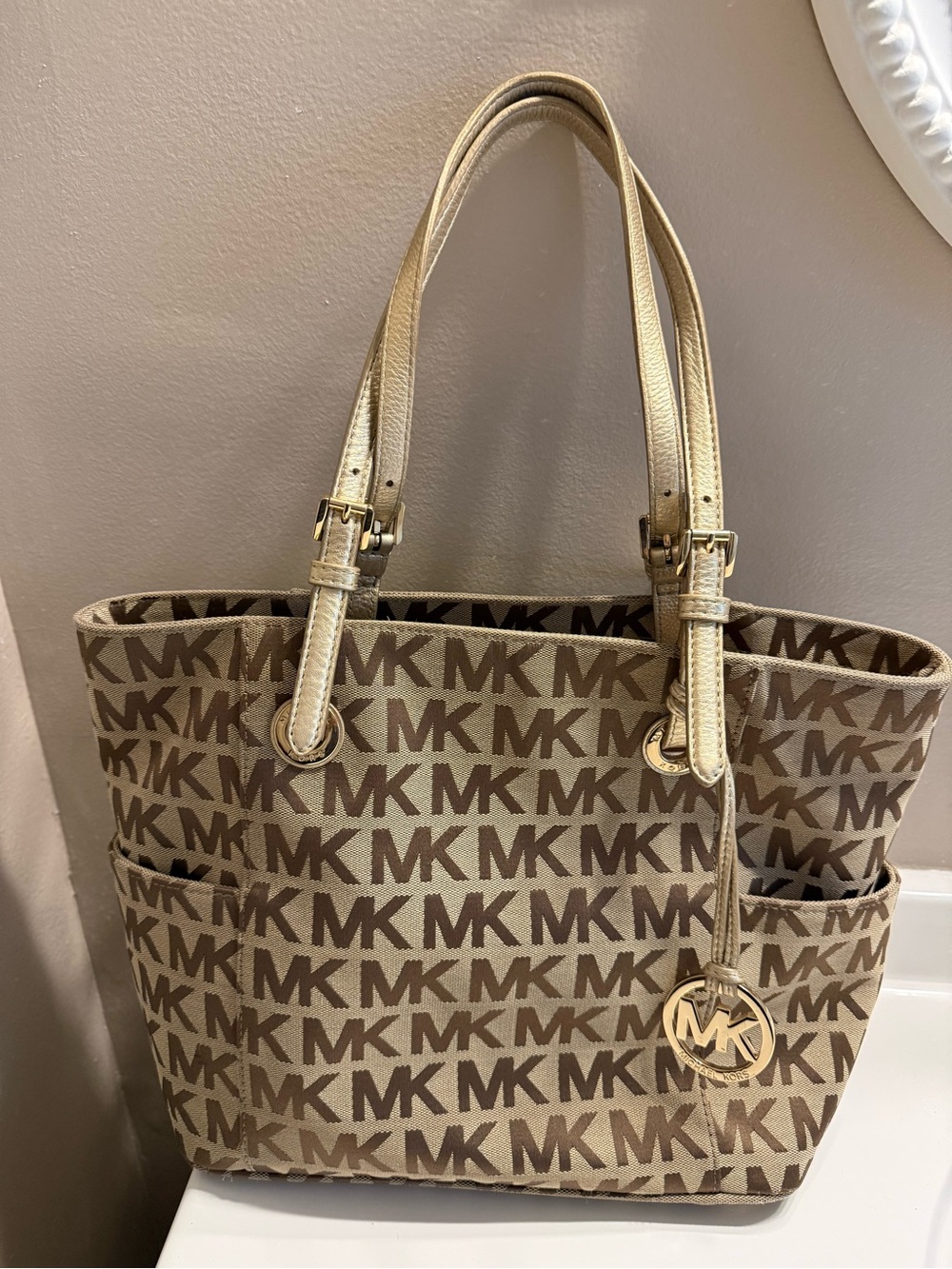 Michael Kors Beige and Gold Logo-Print Tote